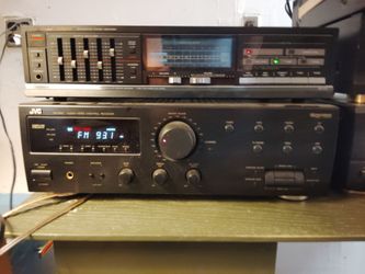JVC receiver works great super loud no remote control