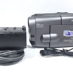 Sony Handycam CCD-TRV40 Video8 Video Camera 8mm Camcorder