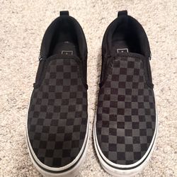 Black Checkered Vans *youth Size 6*