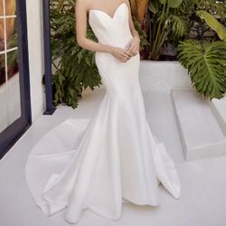 Casablanca Bridal Gianna Fit And Flare Wedding Dress
