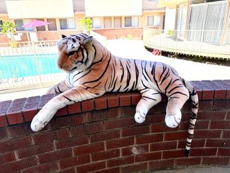 Giant stuffed tiger plushy ~4 feet long. Stuffed animal plush toy.