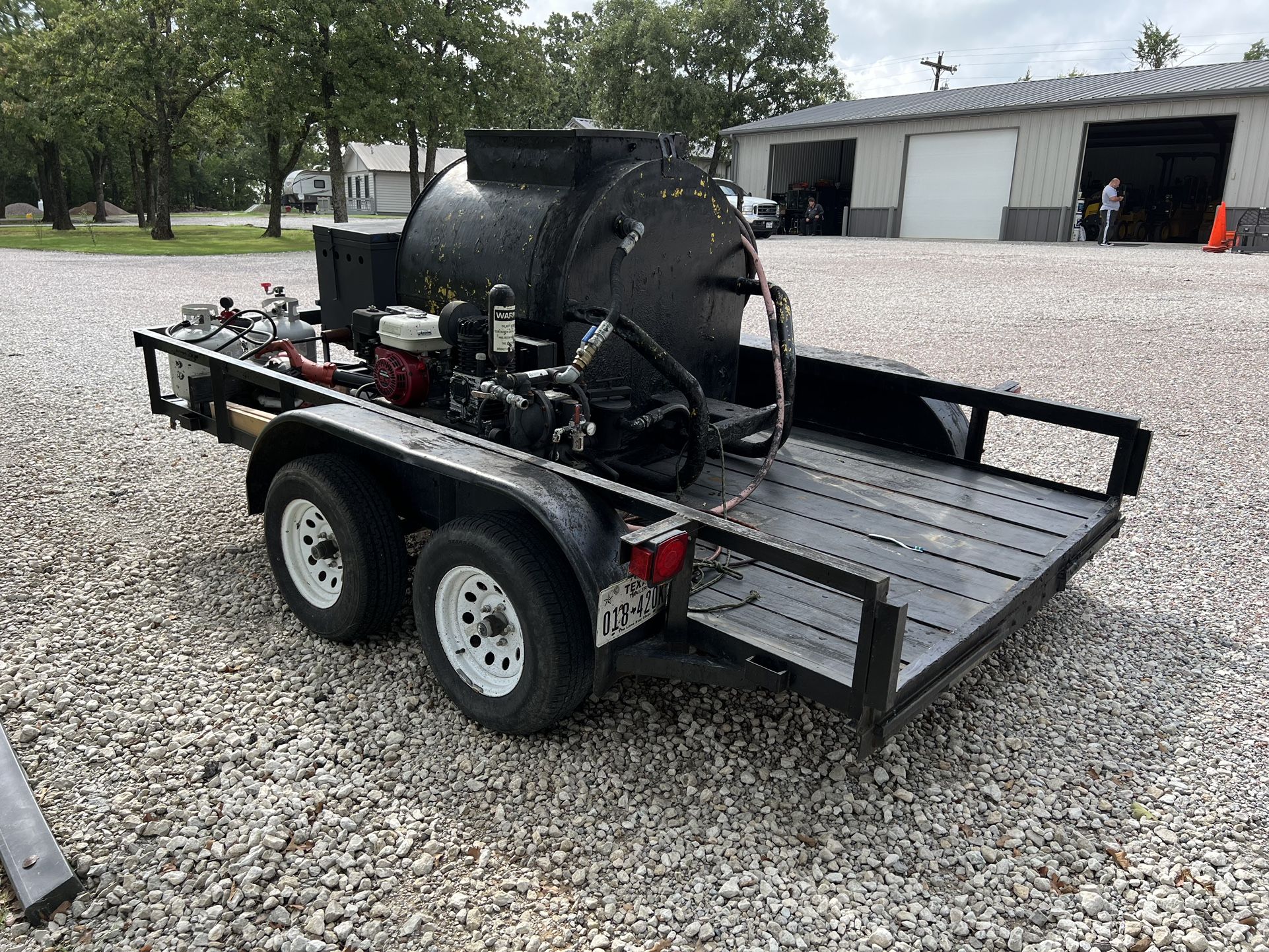 Asphalt Seal Coating Equipment