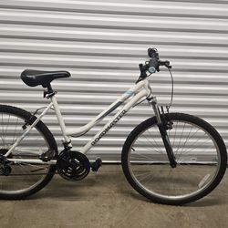 ROADMASTER BIKE FOR SALE $50****