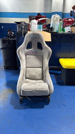 Seat with Sparco Bracket 2005-2014 Ford Mustang