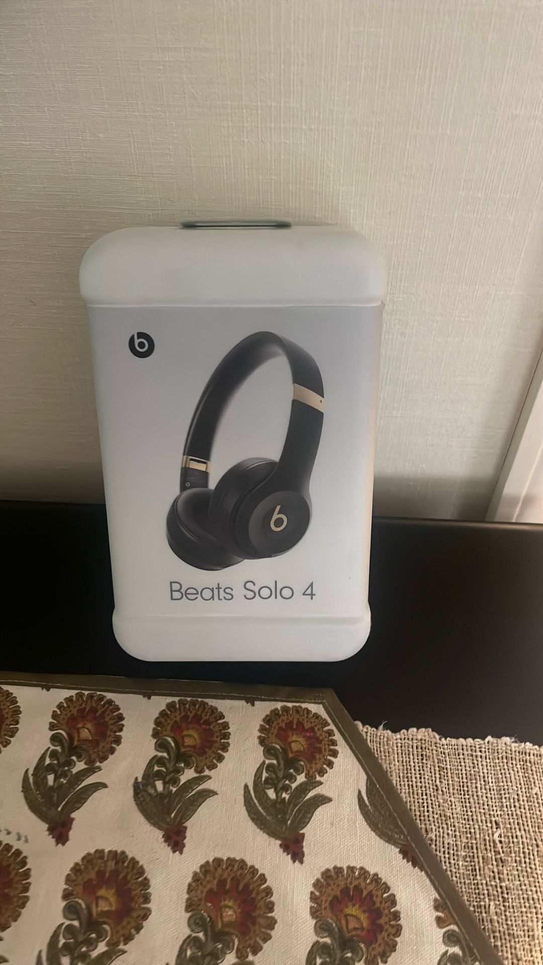 Beats Solo 4 Headphones
