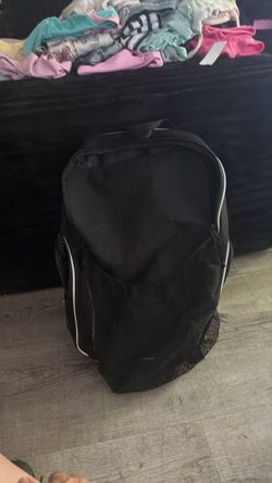 Acacia soccer bag