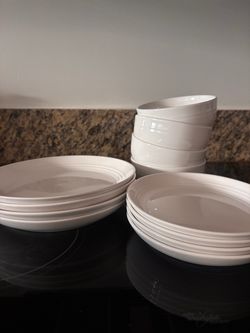 White Ceramic Dinnerware Set