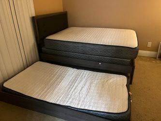 Full Size Bed With Smaller Bed At Bottom