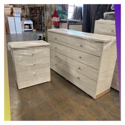 8 drawers dresser and nightstand / Eight drawers dresser and nightstand