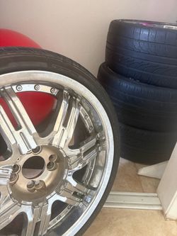 HOYO H2 18” Rims & Nankang Tires Set of 4