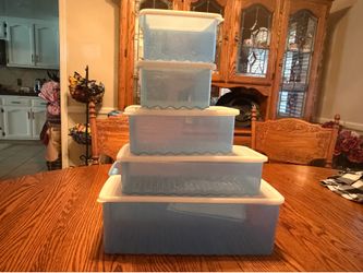 Tupperware fridge smart container set