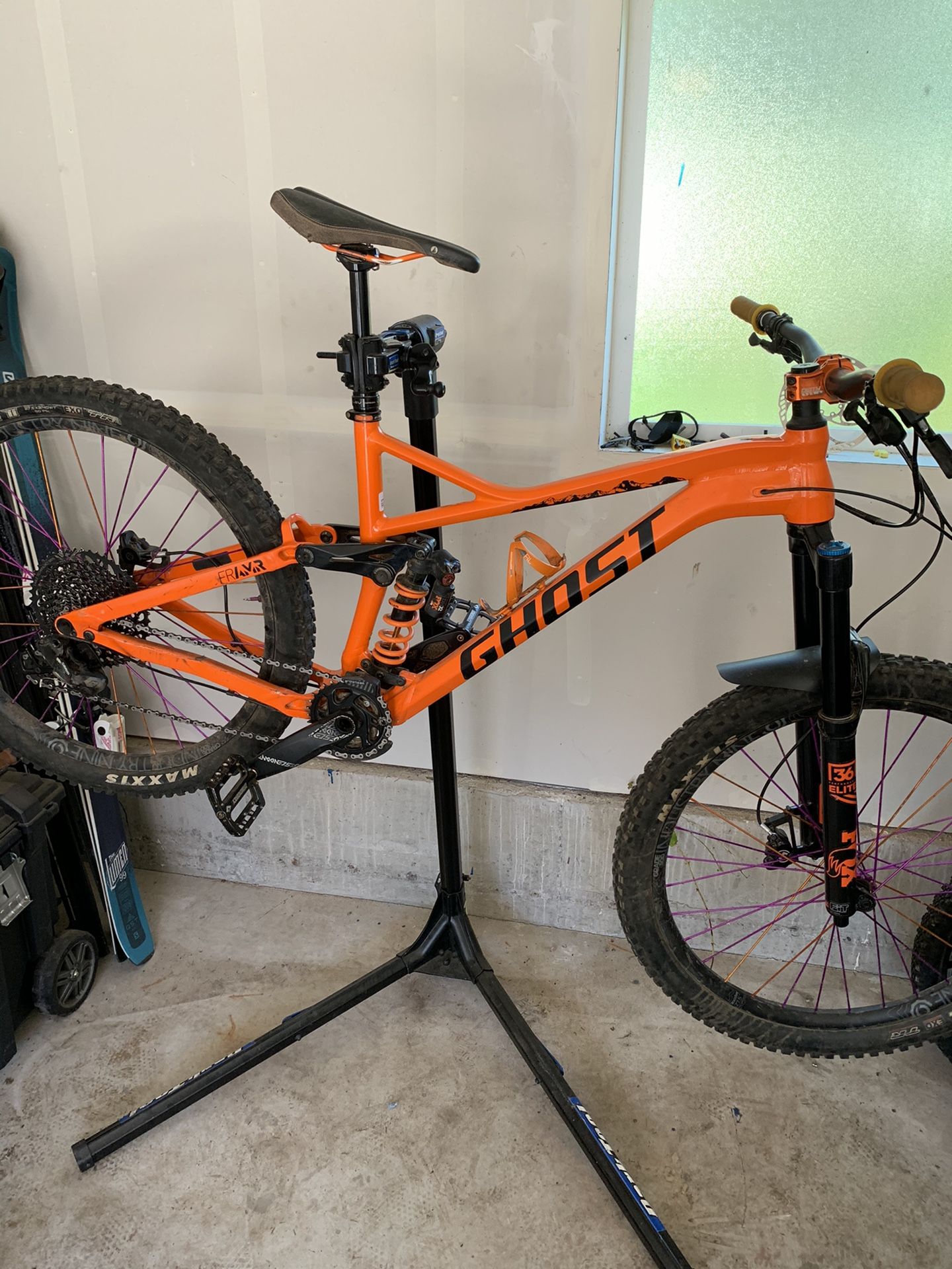 Ghost framr mountain bike