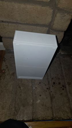 Broken xbox series s for repair