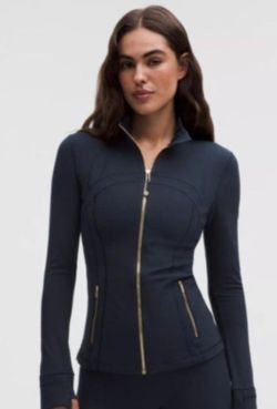 Lululemon 2pc Set.  New Women Two Piece Black Set-  Women's 6