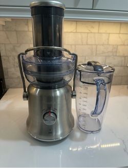 Breville Centrifugal Juicer with Pitcher