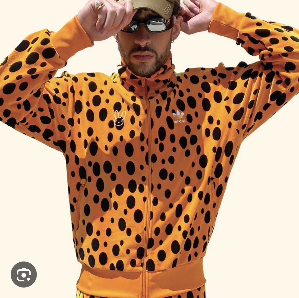 🐾 CHEETOS BAD BUNNY ADIDAS TRACK SUIT