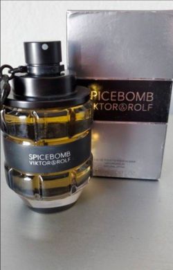 VIKTOR ROLF SPICEBOMB FOR MEN 3.04OZ/90ML, EAU DE TOILETTE,  NEW IN BOX