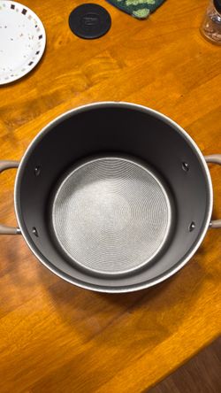 Circulon Premier Nonstick 8QT Pot