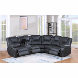 New Power 3 Recliner Sectional Couch! Free Delivery 🚚!