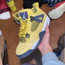 Jordan 4