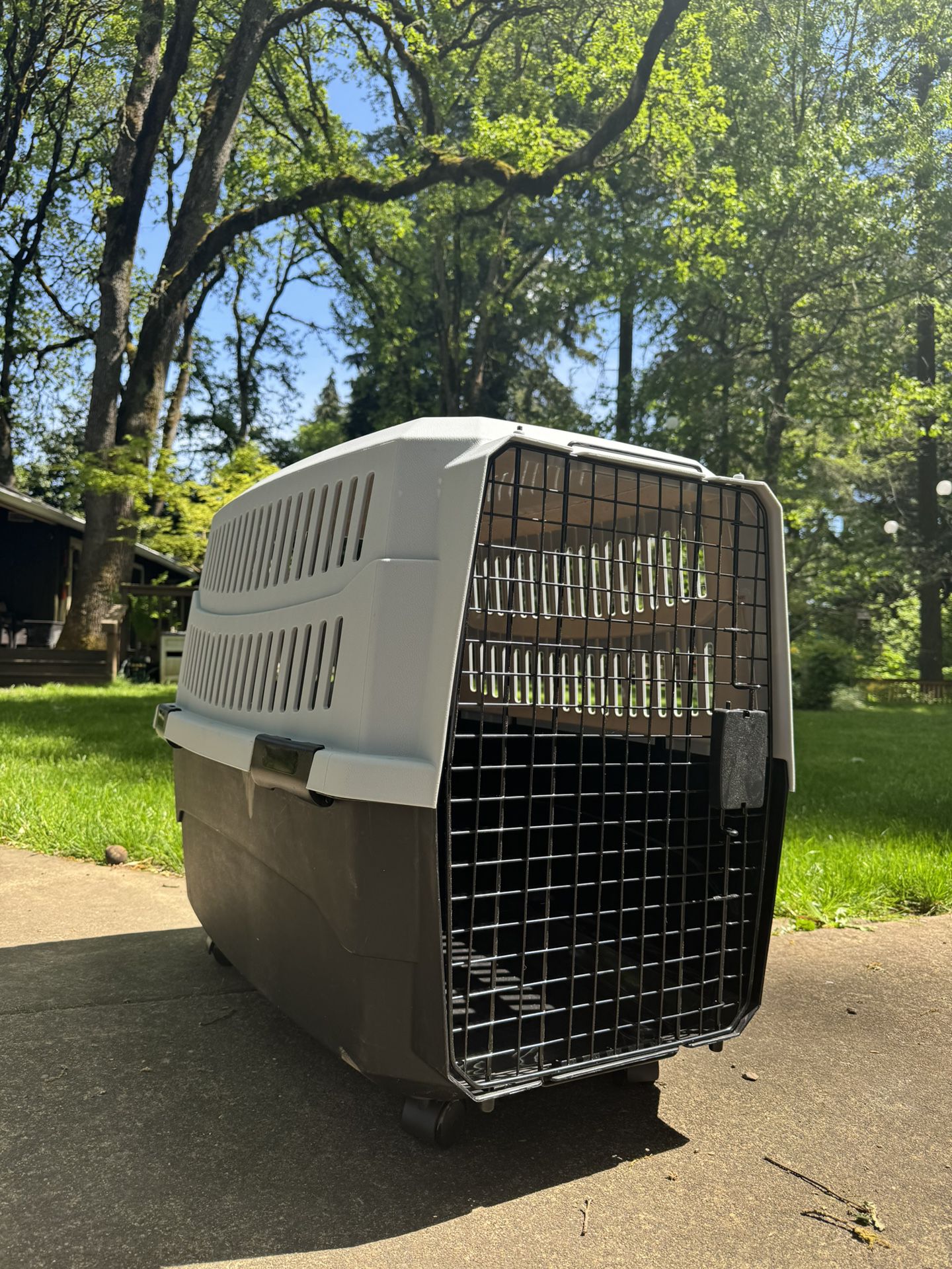 Large Dog Crate With Caster Wheels