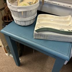 Small Vintage Painted Side Table or Plant Stand 