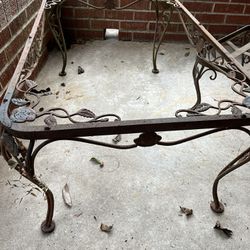 Antique Metal Outdoor Furniture 