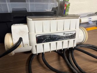 Pentair IntelliChlor Chlorine Generator