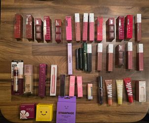 Make up for sale diferent brands