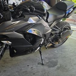2017 ninja 1000sx