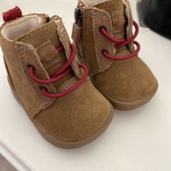 Baby Uggs! 