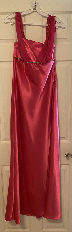 Gown Size M