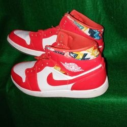 Jordans Sz 11.5 P Ewing Sz 13