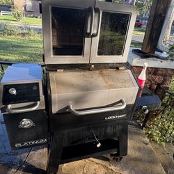 Pit boss Smoker/Grill Combo .  Works Great!  Local Pick Up.  $600 OBO