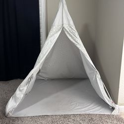 Pillowfort Teepee Tent With Carrying Case from Target