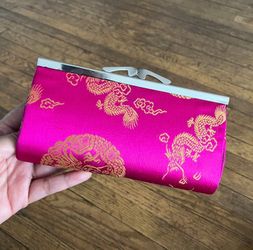 $20, Women’s Clutch with Clip Lock