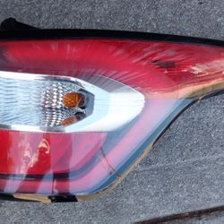 2017 2018 2019 FORD ESCAPE RIGHT PASSENGER TAIL