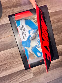 Jordan 1 High Unc