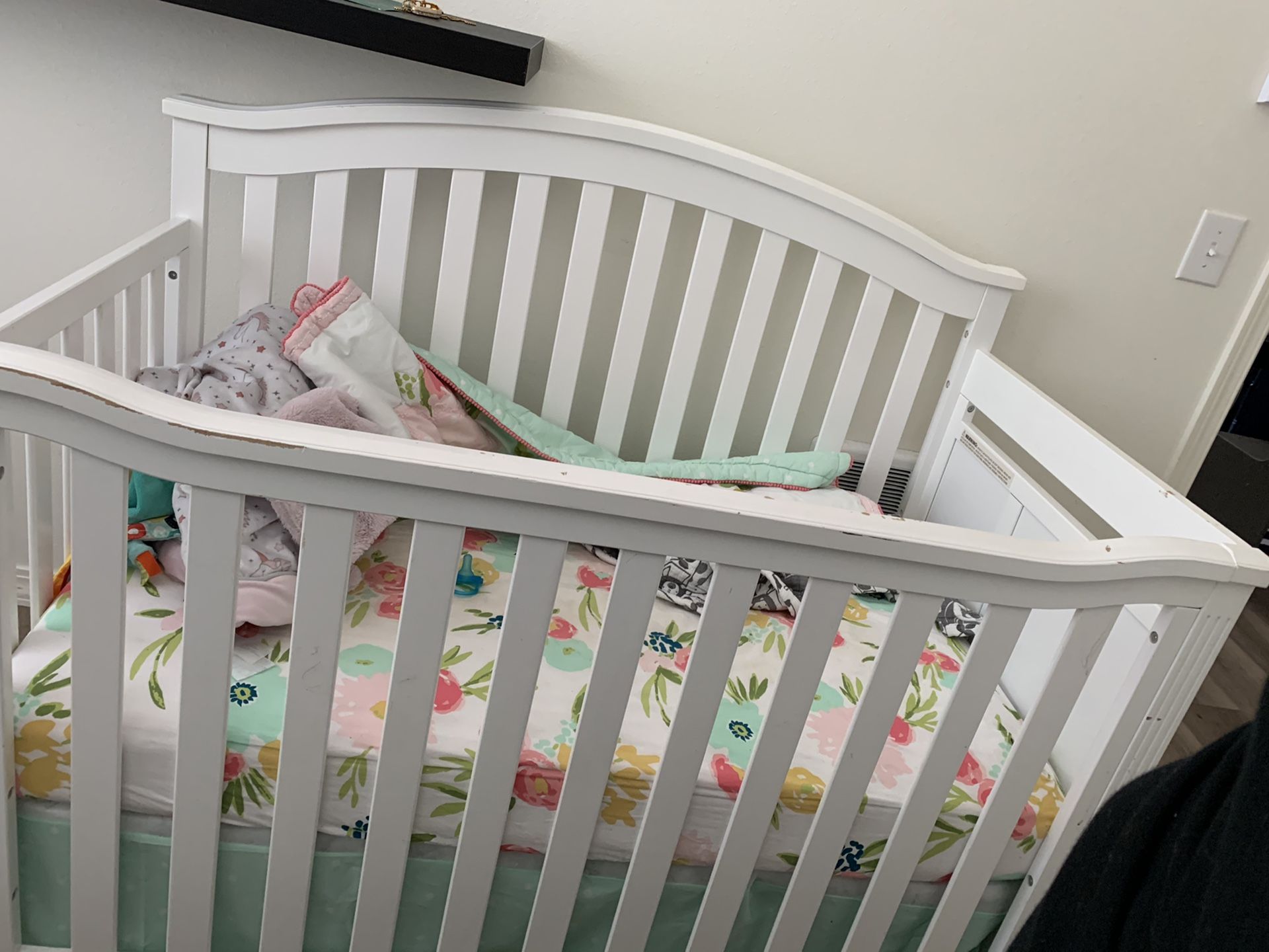 Baby crib