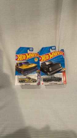 Hot Wheels/ 83 Silverado/ Bounce N Bass/ Mattel