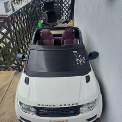 KIDS TOY 12 VOLT ELECTRIC LAND ROVER CAR(READ DESCRIPTION)