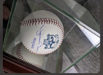 Mariano Rivera signed and inscriptive baseball