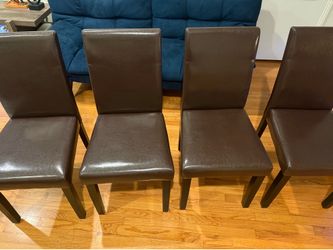 Set of 4 chairs