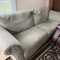 Free Couch 