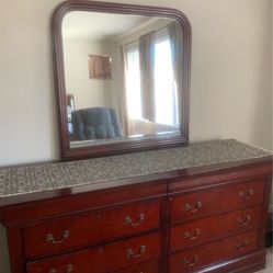 Selling Drawer Table