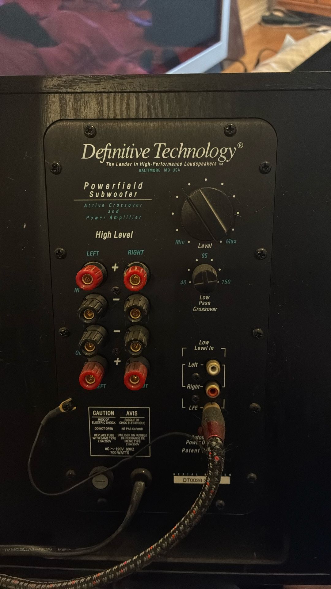 700 Watt Subwoofer