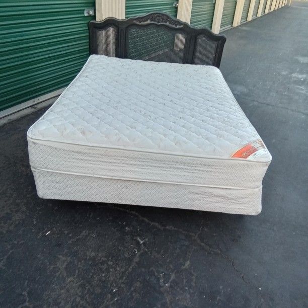 QUEEN BED FRAME WITH BOX SPRING AND MATTRESS