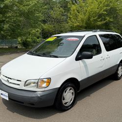 2000 Toyota Sienna
