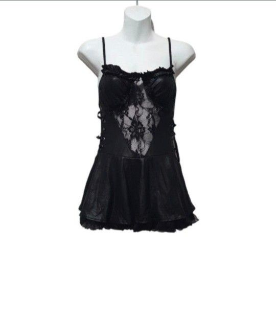 Dark Devil, Gothic Costume, Adult Woman's Halloween Costume. Size Small. *Dress *Rhinestone Headband. 