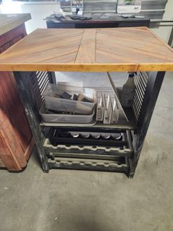 Wine rack with table top